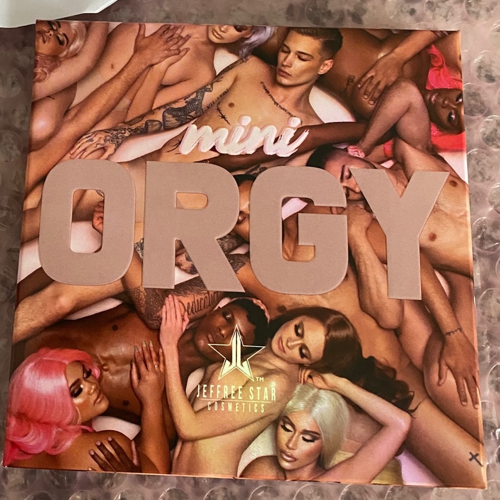 ❤️ SOLD❤️Mini org* pallet